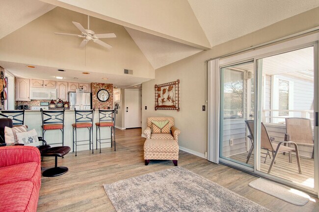 Photo - 351 Lake Arrowhead Rd Unit ID1356506P