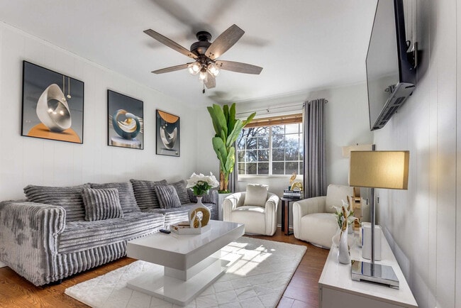 Photo - 220 Mitchell St Unit ID1314861P