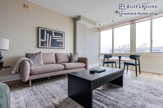 Building Photo - 2221 I St NW Unit FL11-ID1216