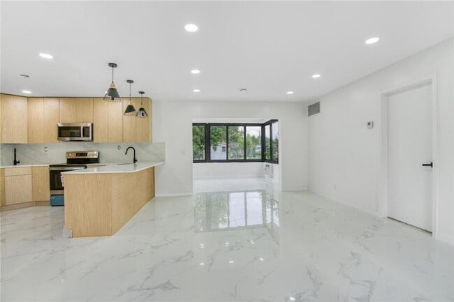 Photo - 2224 N 35th Ave