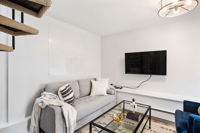 Photo - 268 Day St Unit ID1026710P