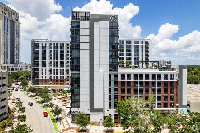 Building Photo - Radius Orlando Apartments