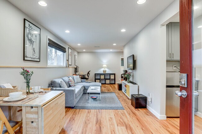 Photo - 10052 Interlake Ave N Unit SI ID1385833P