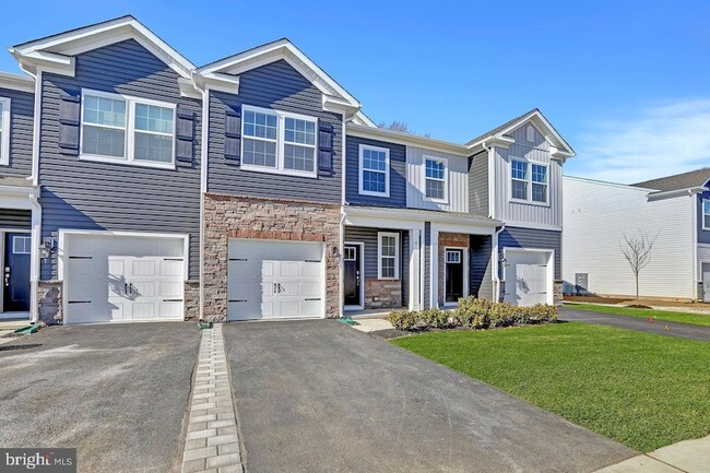 Building Photo - 59 Alexander Wy