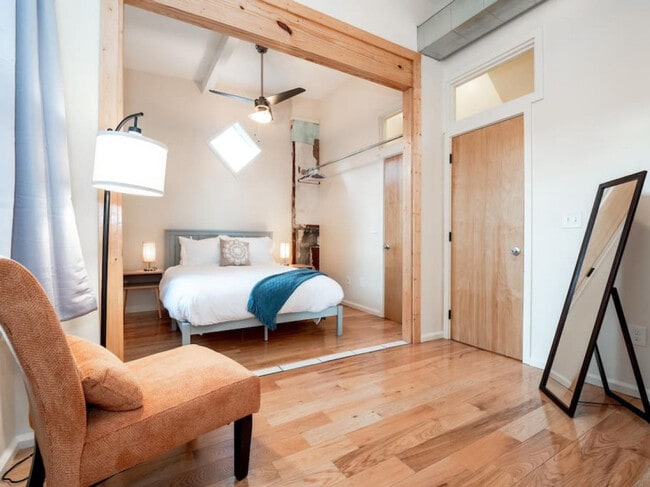 Photo - 1606 Pleasant St Unit ID1056043P