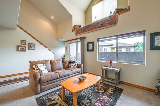 Building Photo - 191 Talisman Dr Unit SI FL1-ID1545872P