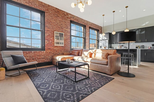 Photo - 1148 S Peters St Unit SI ID1499075P