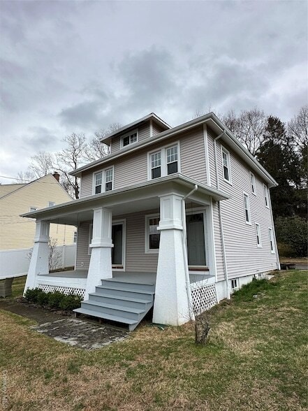 Building Photo - 37 Church St