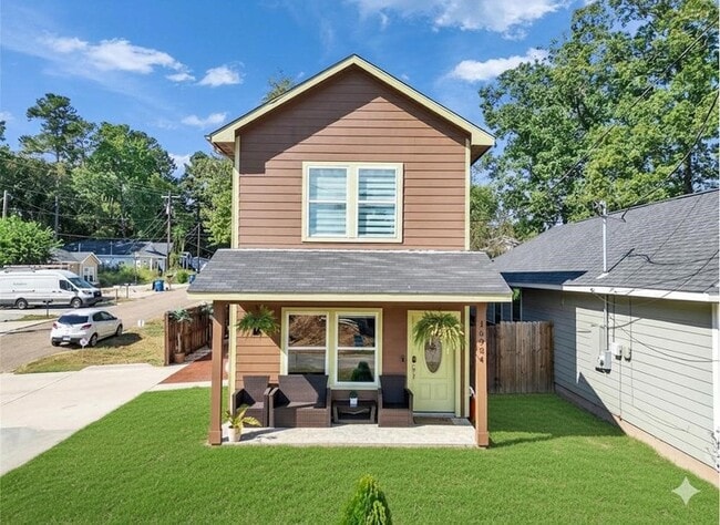 Photo - 16984 W Juneau St