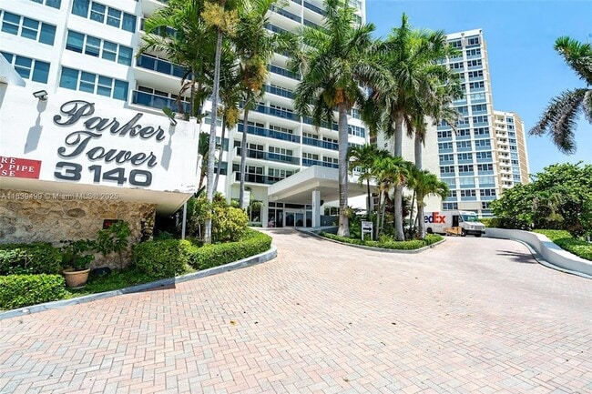 Building Photo - 3140 S Ocean Dr Unit 201