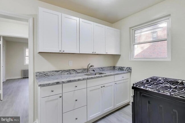 Photo - 8318 Roanoke Ave Unit 4