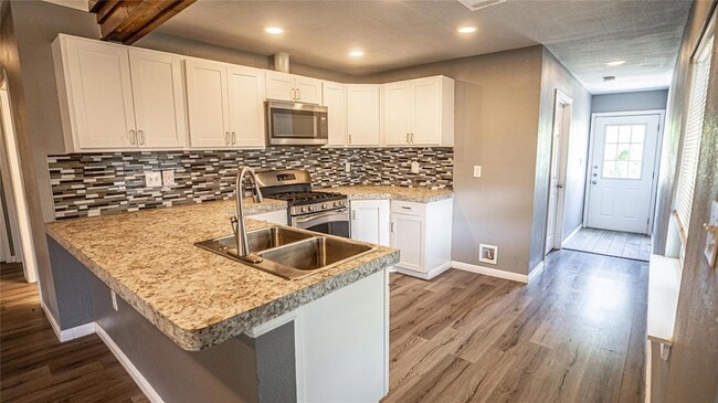 Photo - 106 W Hoopes Ave