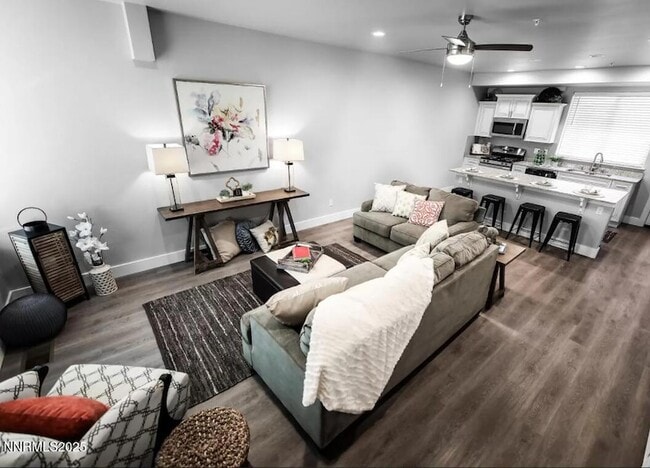 Photo - 730 Bluffs Ct