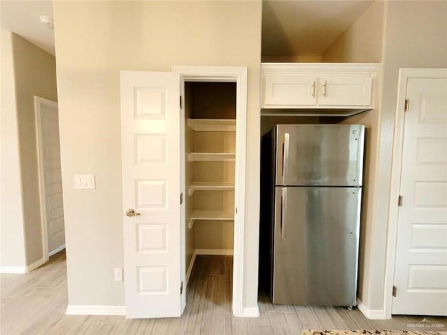 Photo - 2109 Stauffers St Unit 4