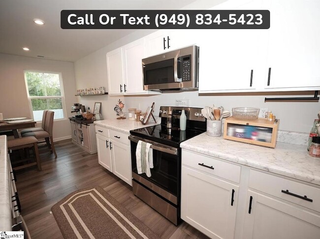 Photo - 101 Davis Grove Ln