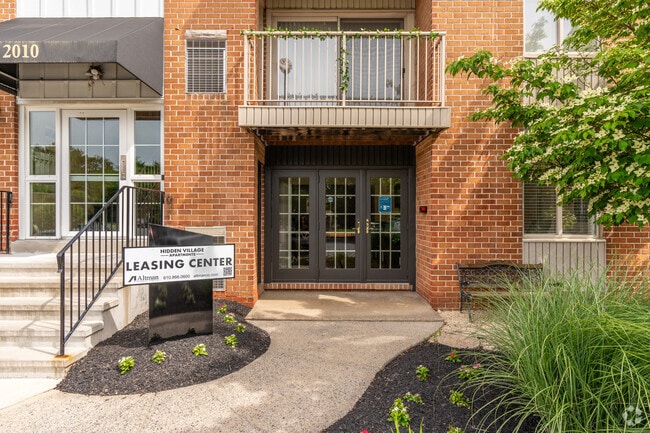 Building Photo - Hidden Village Apartments