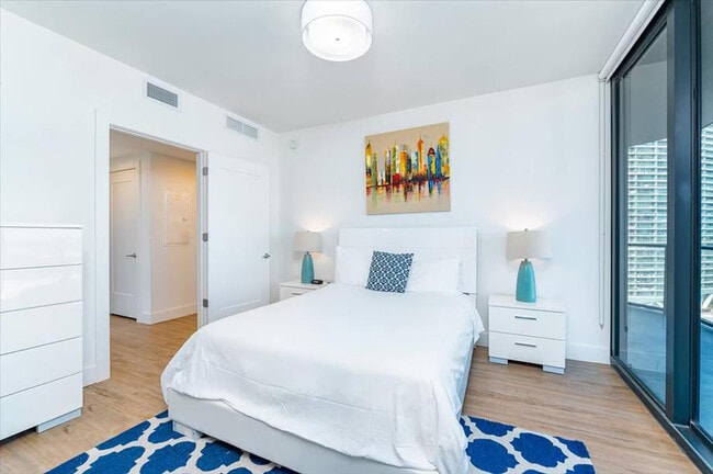 Photo - 460 NE 5th St Unit ID1040095P