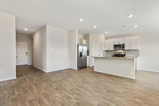 Photo - 1702 Miller Ter