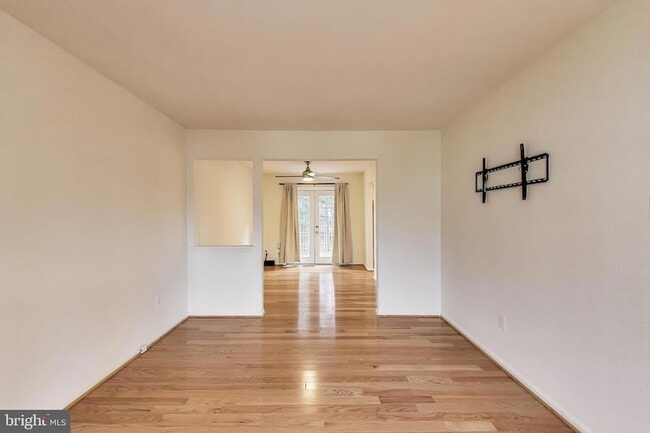 Photo - 16 Tabiona Ct