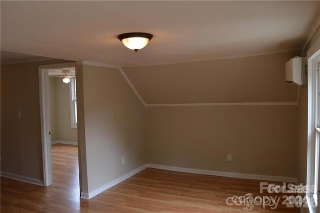 Photo - 615 Charlotte Ave