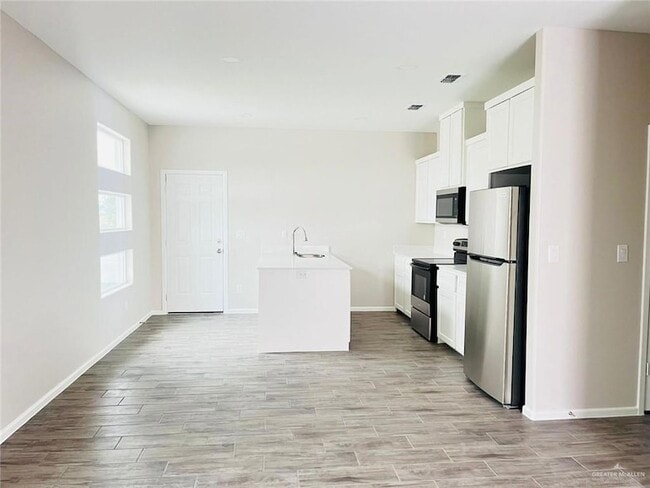 Photo - 3400 Ventura Ave Unit 3