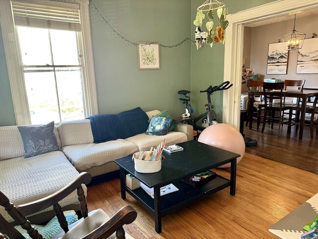 Photo - 109 Foster St Unit 1