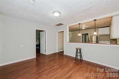 Photo - 3214 Kalynne St