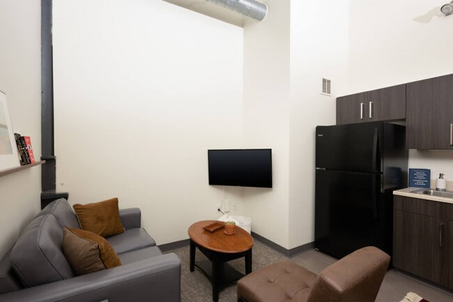 Photo - 1125 N 9th St Unit SI ID1379034P