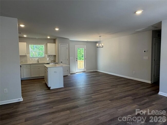 Photo - 1207 Suncrest Ave