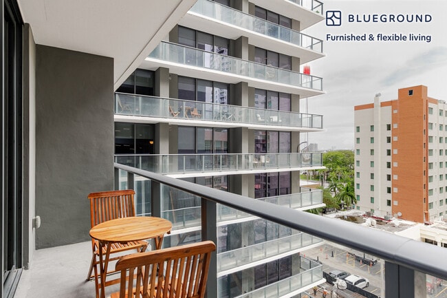 Photo - 230 NE 4th St Unit FL7-ID132