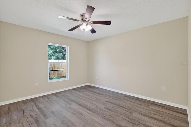 Photo - 1503 8th Ave E