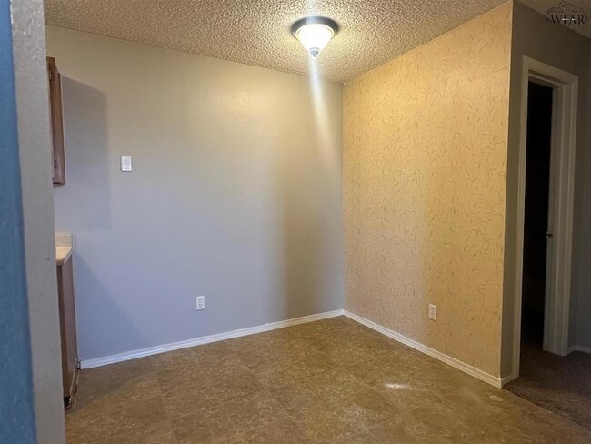 Photo - 4110 Faith Rd