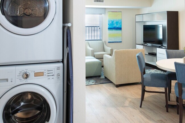 Photo - 2220 N Glenville Dr Unit SI ID1039336P