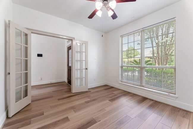 Photo - 87 Sagamore Ridge Pl