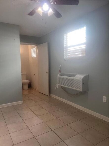 Photo - 535 Lafayette St Unit 2