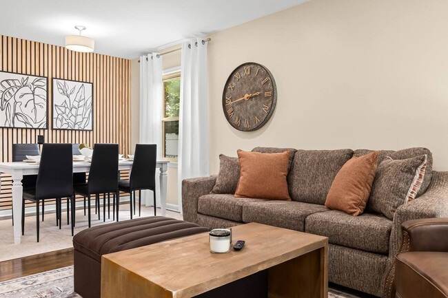 Building Photo - 28232 Floral St Unit ID1032343P