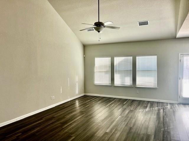 Photo - 102 Ostracoda Ln