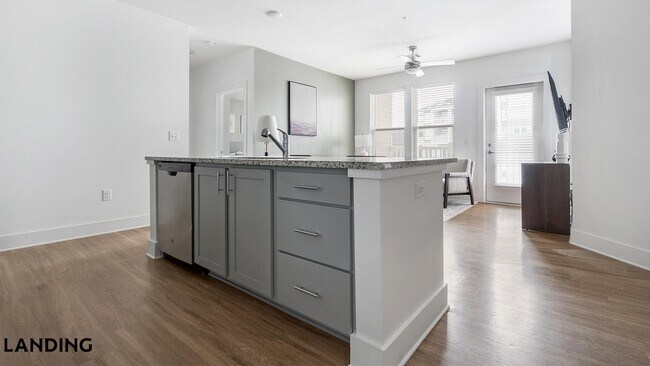 Photo - 5209 Craftsman Dr Unit 100-226