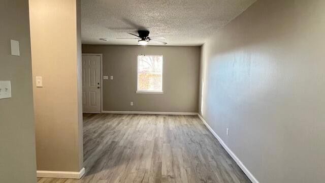 Photo - 3324 Steeple Cir NE