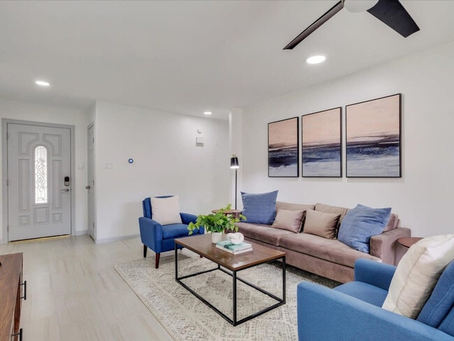 Photo - 2412 Pebblebrook Trail Unit ID1019526P