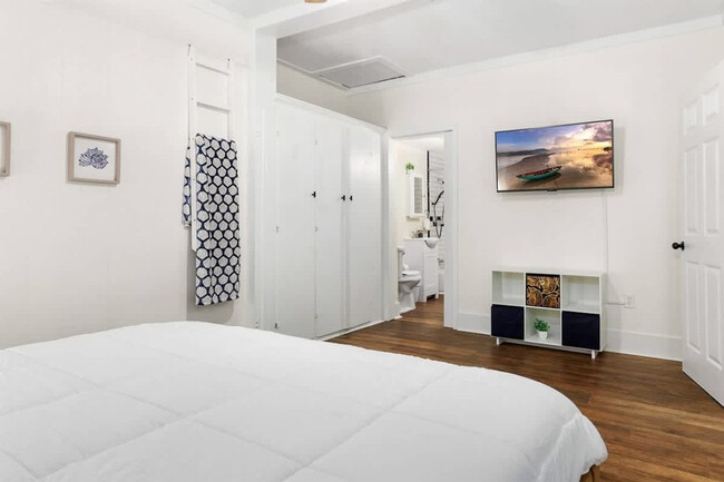 Photo - 713 E Palmetto St Unit ID1234469P