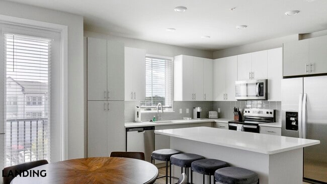Photo - 4902 Cosmos Cir Unit 319