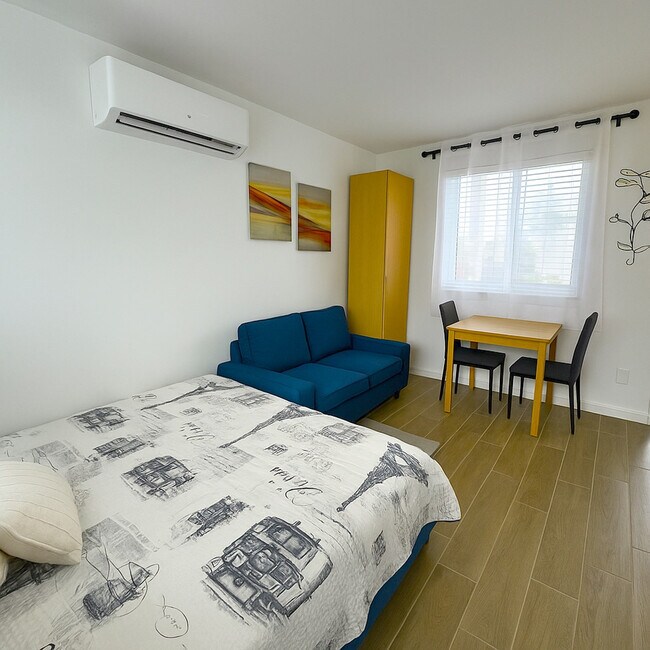 Photo - 2250-2270 Southeast 5th Street-SI ID1512919P Unit SI ID1512919P