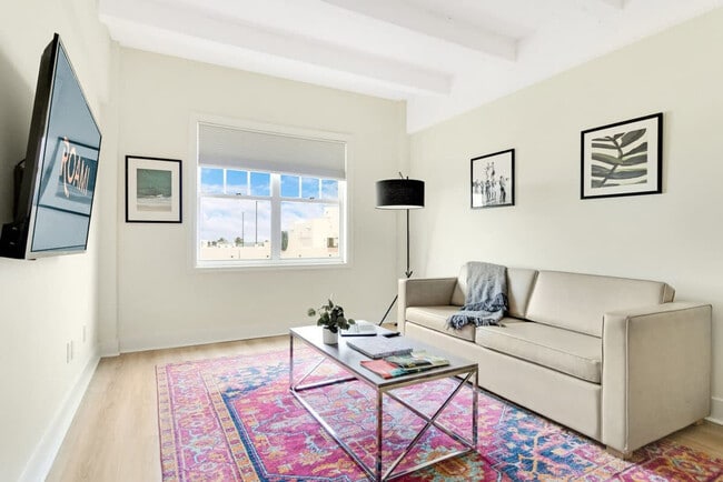 Building Photo - 1300 Collins Ave Unit ID1272076P