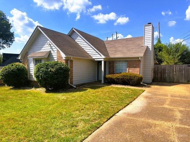 Photo - 6982 Lagrange Hill Rd