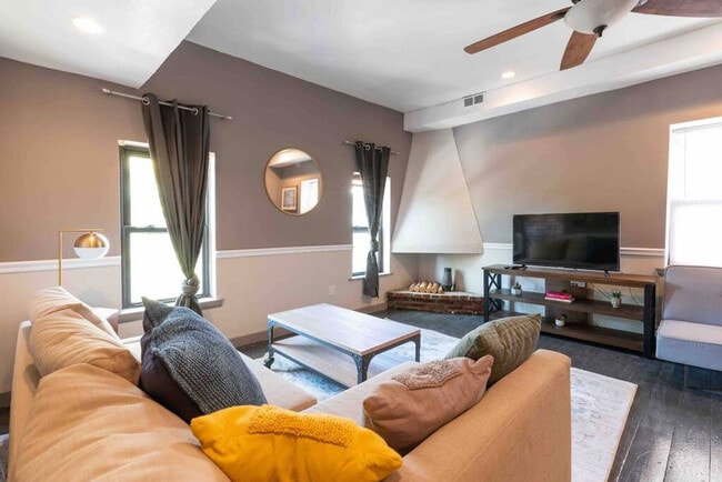 Photo - 1136 Rodman St Unit SI ID1314941P