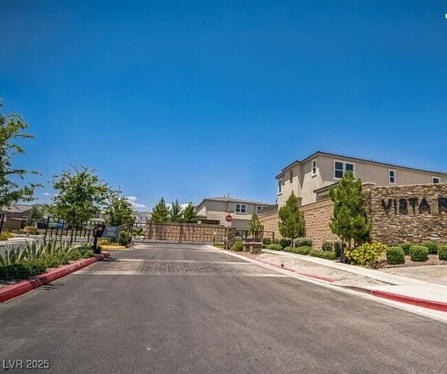 Photo - 9031 Coastal Oaks St