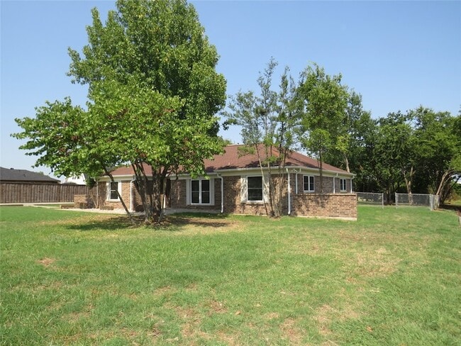 Photo - 3316 Darby Ln