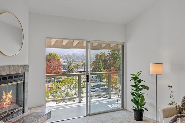 Photo - 1560 Circa Del Lago Unit D304