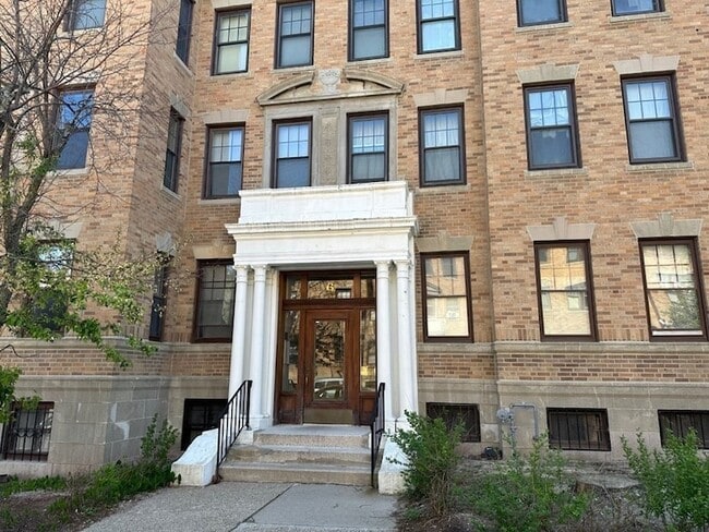 Building Photo - 6 Crawford St Unit 6